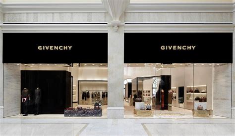 givenchy outlet stores.